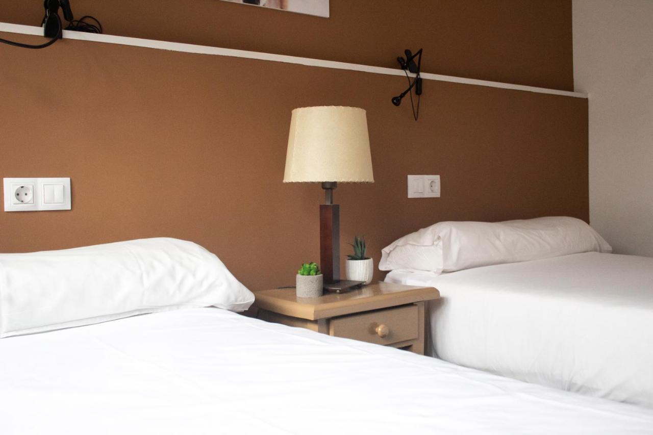 Hotel Kathmandu 파스데라까사 외부 사진