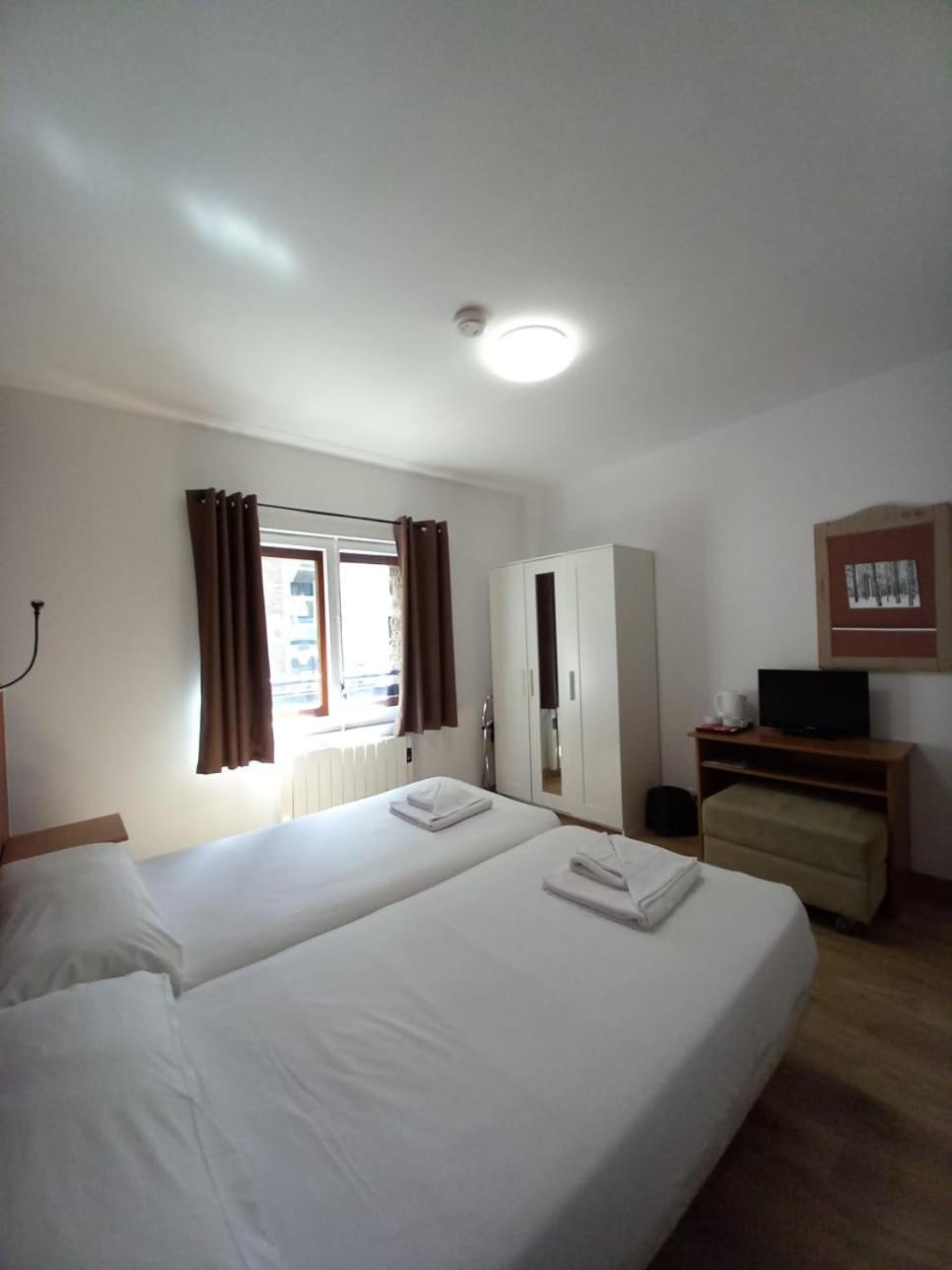Hotel Kathmandu 파스데라까사 외부 사진